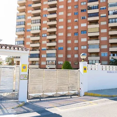 Apartment Playa Mucha Vista Apto, Parking, Piscina, Ac *