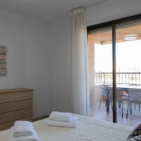 Apartment Playa Mucha Vista Apto, Parking, Piscina, Ac *